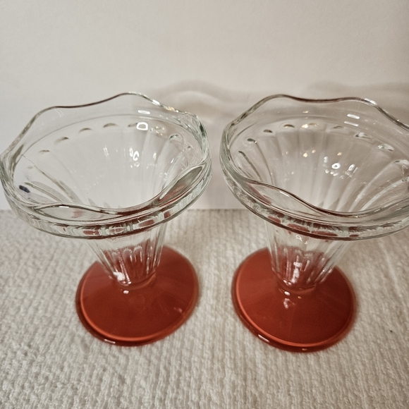 Vintage France Ice Cream Sundae Ruffled Edge Dish Cup Glass Coral Red Bottom - Picture 2 of 5